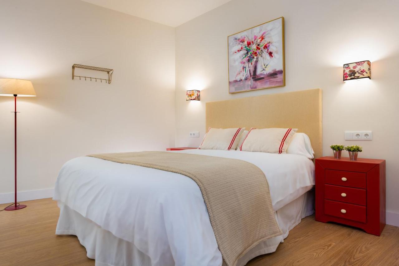 Alohamundi Arenal Appartement Sevilla Buitenkant foto